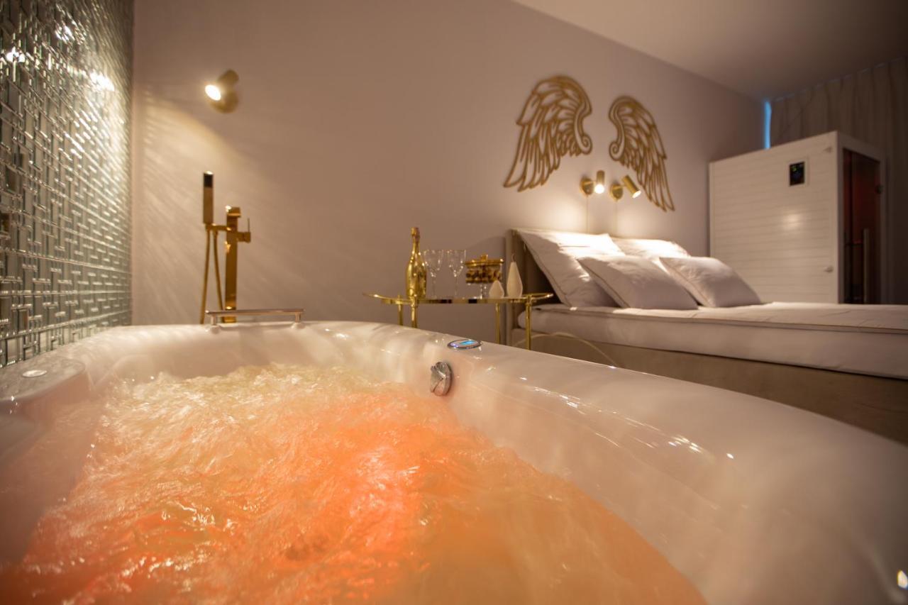 Apartament Gold Sauna&Jacuzzi Kolobrzeg Kołobrzeg Exterior foto